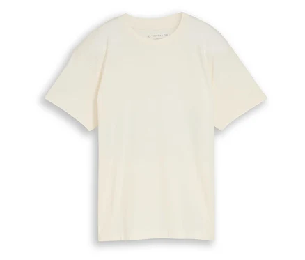 Ein cremefarbenes Tom Tailor T-Shirt liegt auf einem weißen Hintergrund.