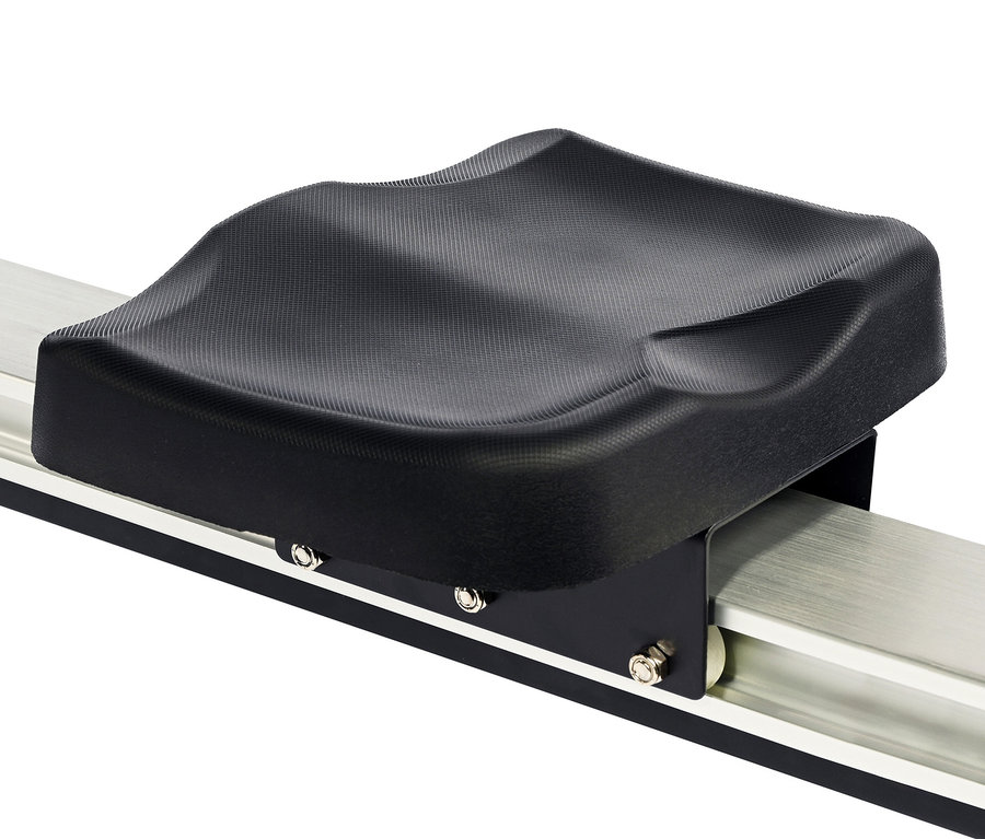 Detailansicht des Sitzes des Rudergeräts Ergometer Vico.