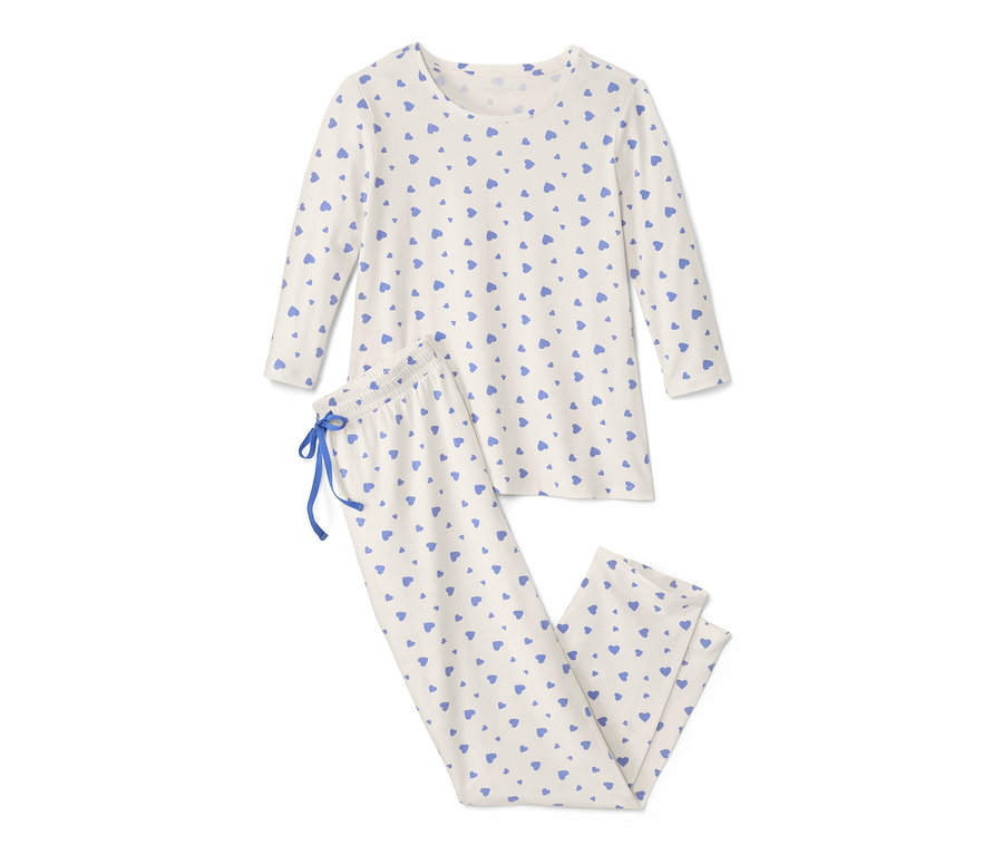 Pyjama mit Herzen.