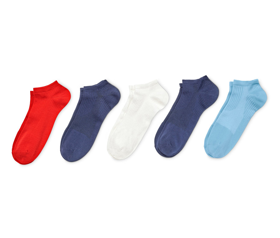 Fünf Paar Sportsocken in Rot, Dunkelblau, Weiß und Hellblau.