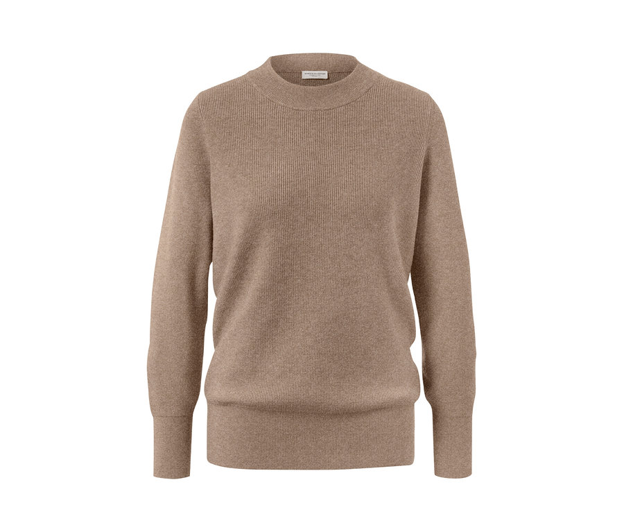 Beige melierter Feinstrickpullover.