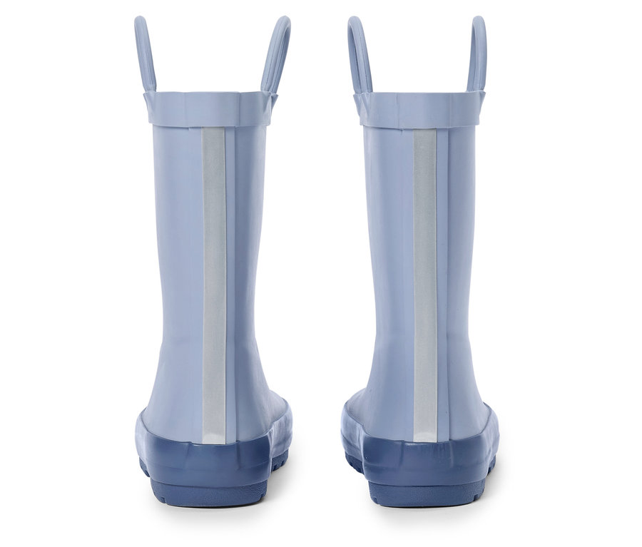 Rückansicht von zwei hellblauen Gummistiefeln mit blauen Sohlen.