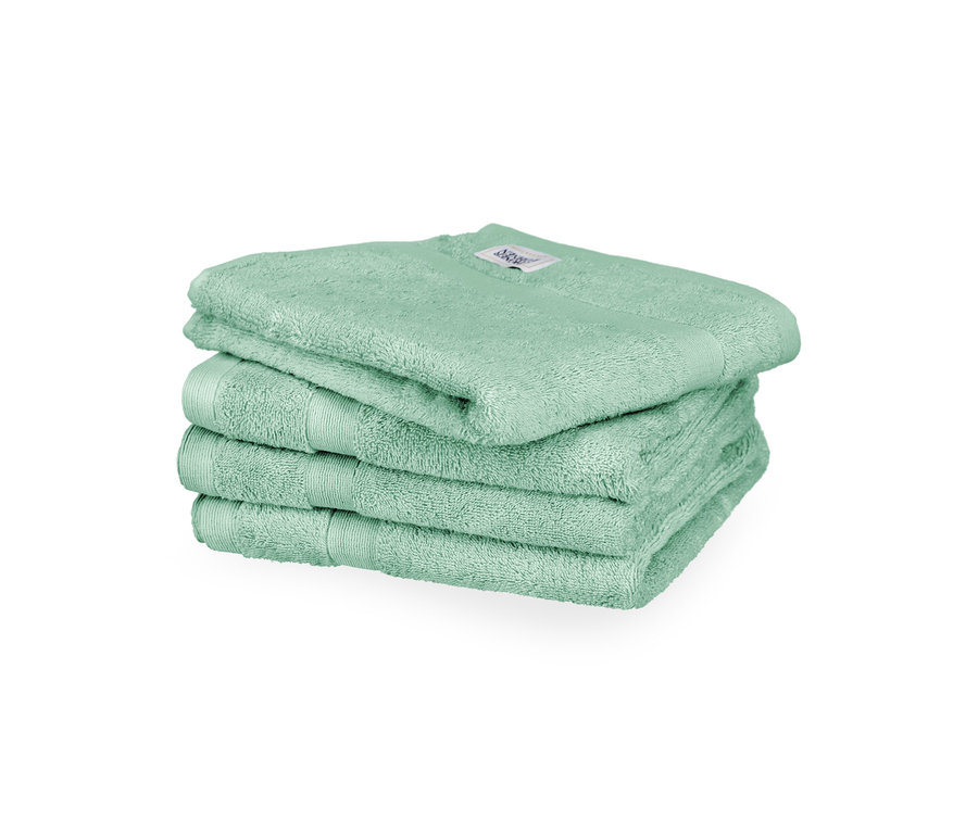 Stapel aus 4 salbeigrünen SCHÖNER WOHNEN-Kollektion #Cuddly# Handtüchern.