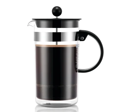 Eine Bodum® Siebstempelkanne, 1 l, gefüllt mit schwarzem Kaffee.