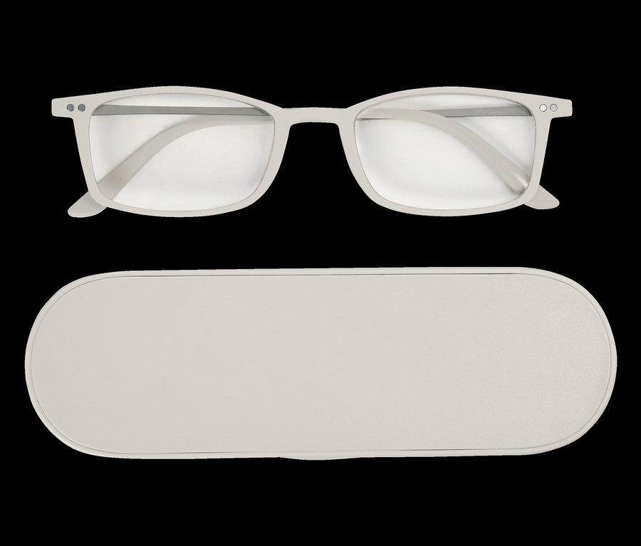 Eine ultraflache Lesehilfe und ihr Etui liegen vor einem schwarzen Hintergrund.