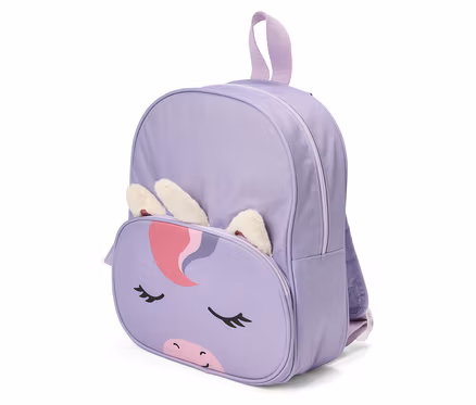 Lila Kinderrucksack mit Einhorn-Gesicht auf der Vordertasche und flauschigen Ohren, die oben herausragen.