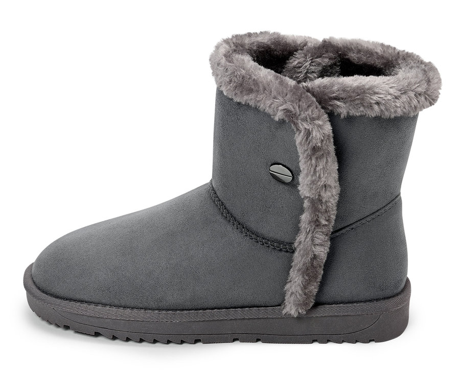 Grauer, knöchelhoher Stiefel mit Fellfutter.