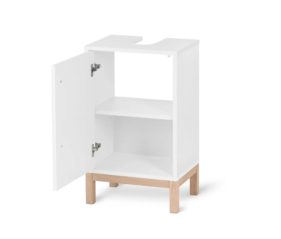 Geöffneter, kleiner, weißer Waschbeckenunterschrank Eklund mit Regal und hellen Holzbeinen.