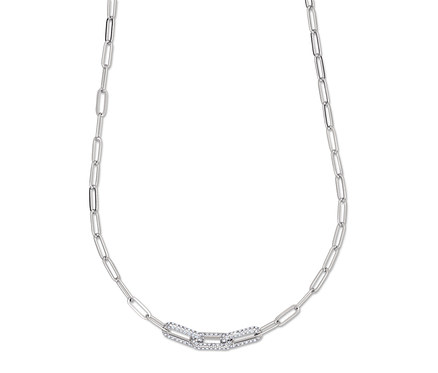 Silberne Gliederkette mit einem dekorativen Glied in der Mitte.