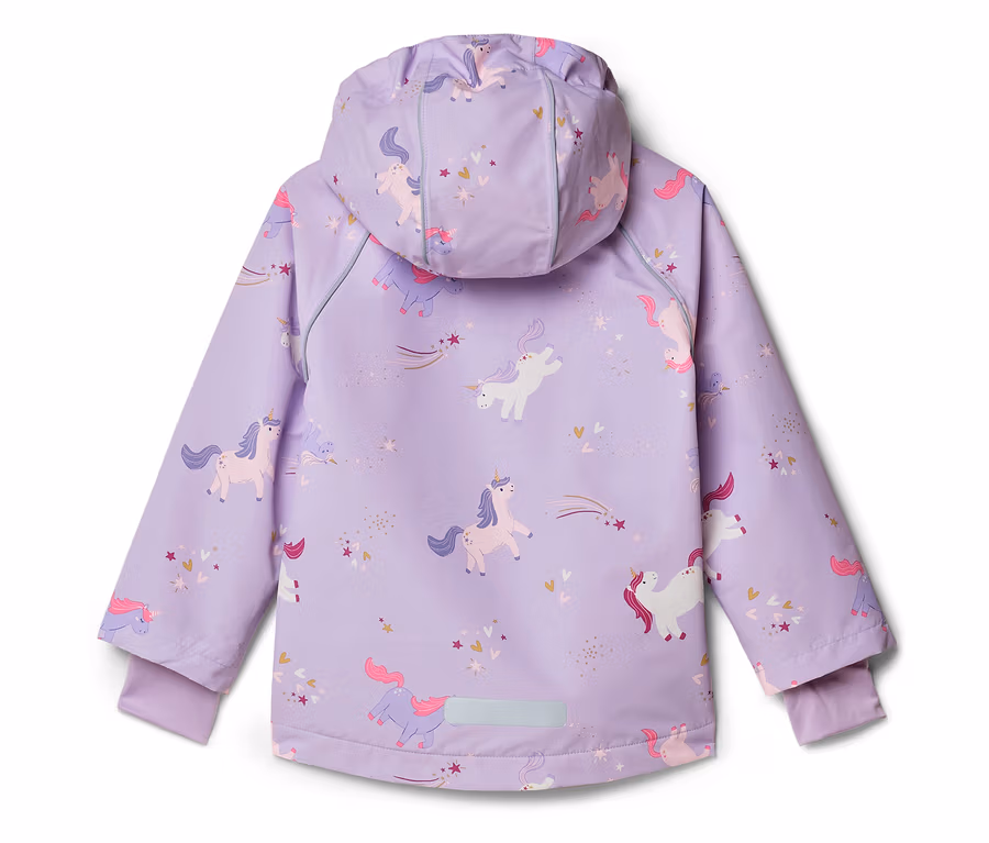 Rückansicht einer lila Kinderjacke mit Kapuze, die mit Einhörnern, Sternen und Herzen bedruckt ist.