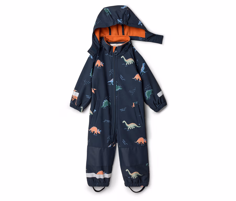 Ganzkörper-Regenanzug in Marineblau mit Dinosaurier-Muster, Kapuze mit orangefarbenem Futter und Reißverschluss vorne.