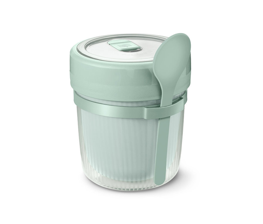 Ein mintgrüner To-go-Suppenbehälter mit Löffel.