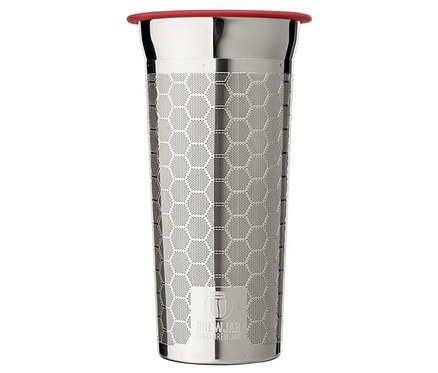 Ein Cold Brew Maker »BrewJar« aus Edelstahl mit rotem Deckel.