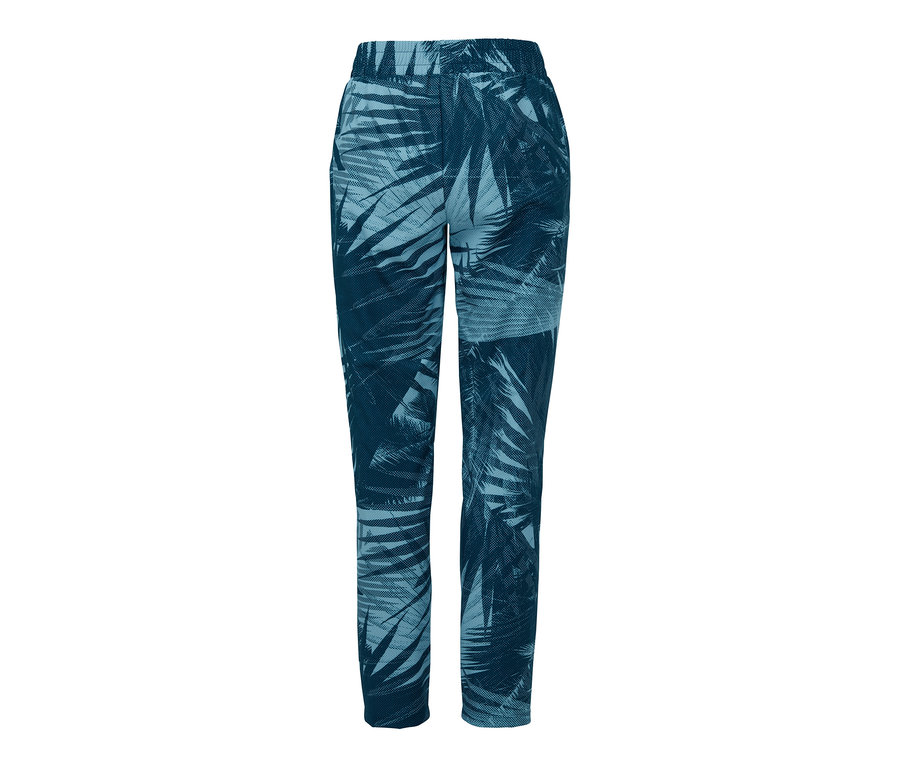 Blaue Trainingshose.