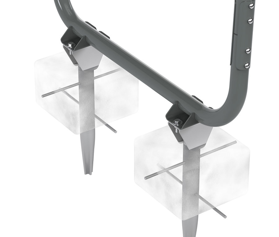 Detail einer grauen EXIT Klettergerüst MB220 Klettergerüstkonstruktion mit Verankerung.