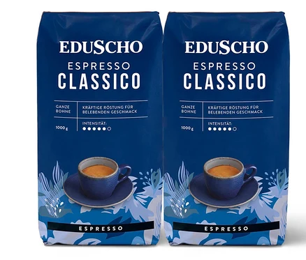 Zwei Packungen 2 KG Espresso Classico, auf der Packung ist eine Tasse Espresso abgebildet.