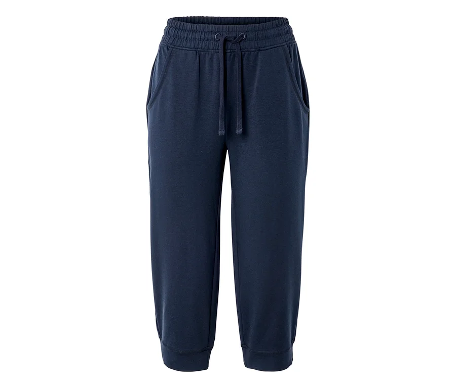 Dunkelblaue, dreiviertellange Jogginghose mit Kordelzug und Taschen.
