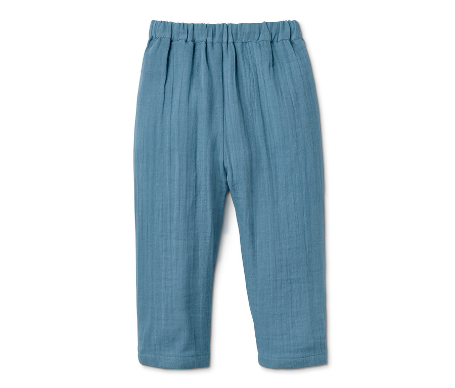 Blaue Baumwoll-Schlupfhose.