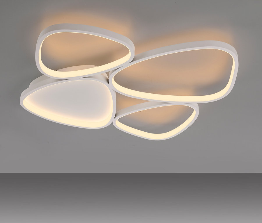 Nahaufnahme der SCHÖNER WOHNEN-Kollektion Deckenleuchte »Pebbles«, kurz, die an einer Decke befestigt ist.