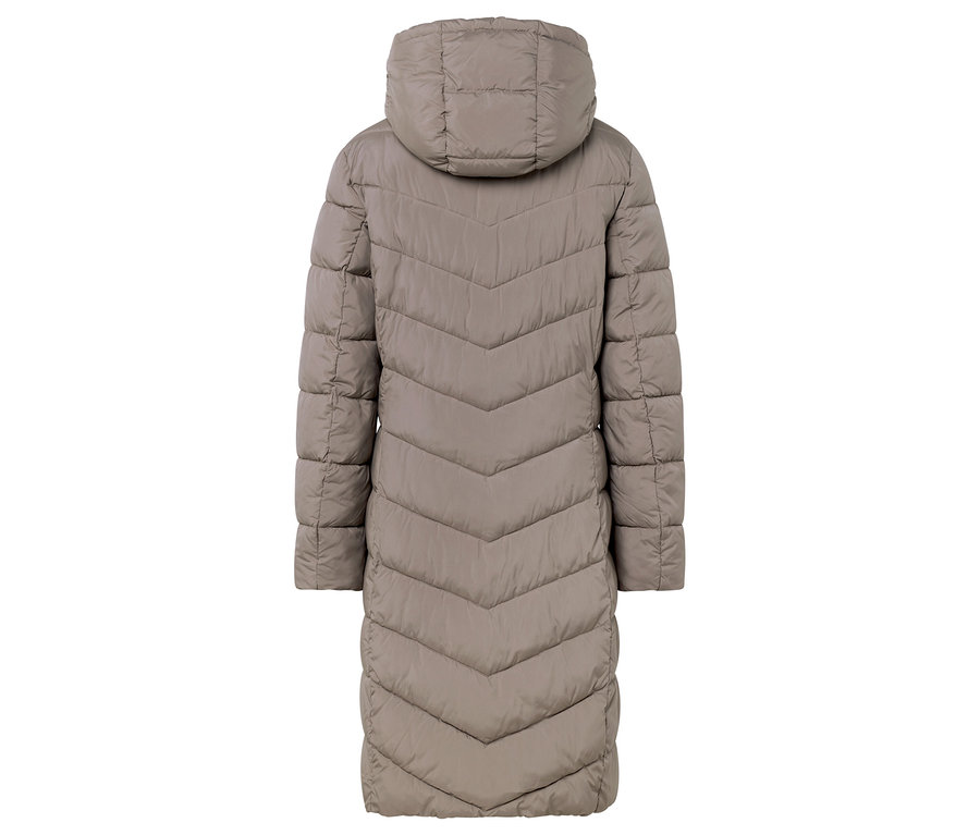 Rückansicht einer gesteppten, beigen Daunenjacke mit Kapuze.