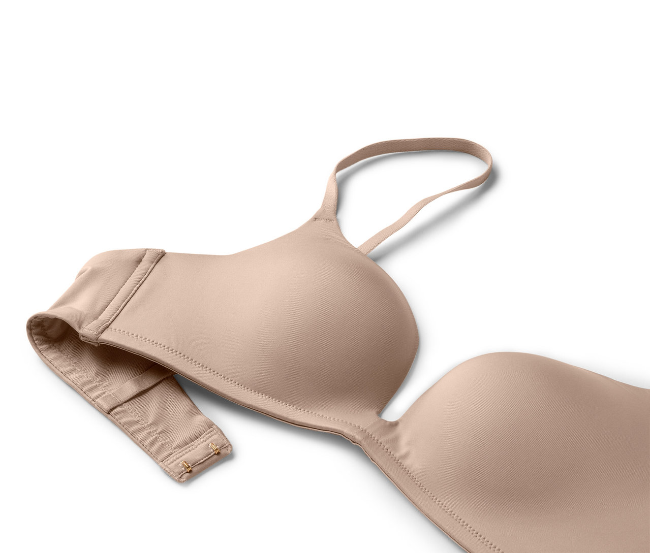 Beiger Push-up-BH auf weißem Hintergrund.