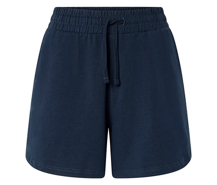 Nahaufnahme von marineblauen Shorts mit Kordelzug.