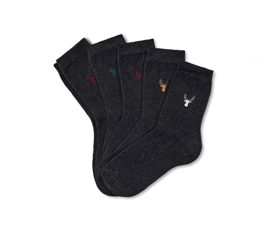 Fünf Paar Socken mit Hirschmotiv.