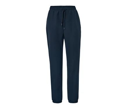 Marineblaue Softshell-Joggpants auf weißem Hintergrund.