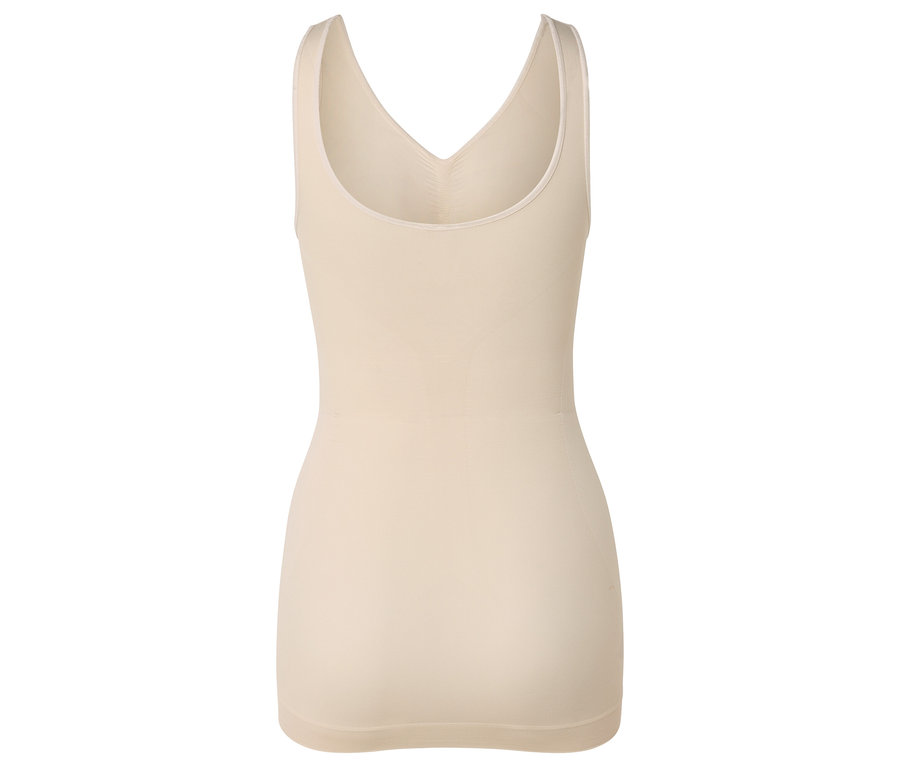 Beiges Tanktop auf weißem Hintergrund.
