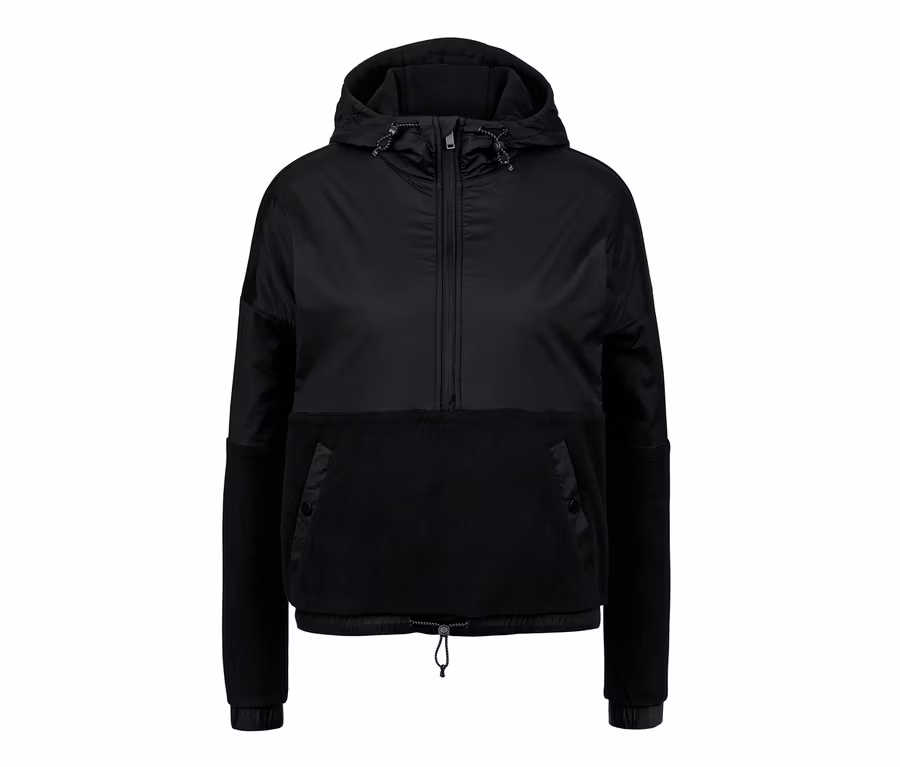 Schwarzer Hybrid-Fleecesweater mit Kapuze.