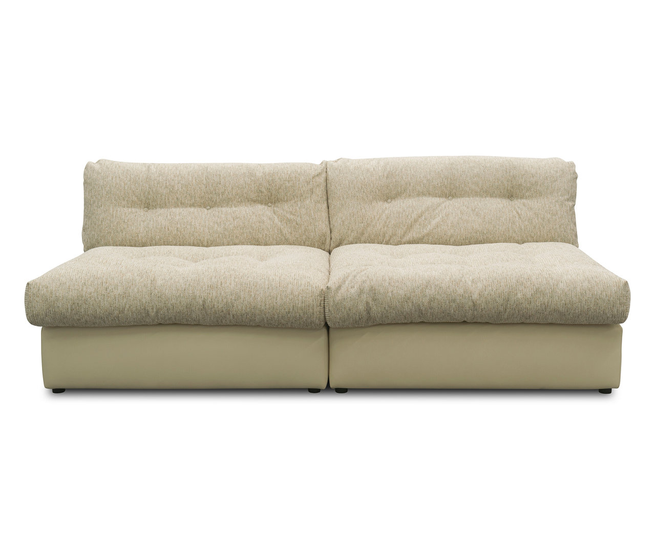 Nahaufnahme des DOMO Sofa »800 026«, Bigsofa mit beigem Bezug und niedrigem Ruecken.