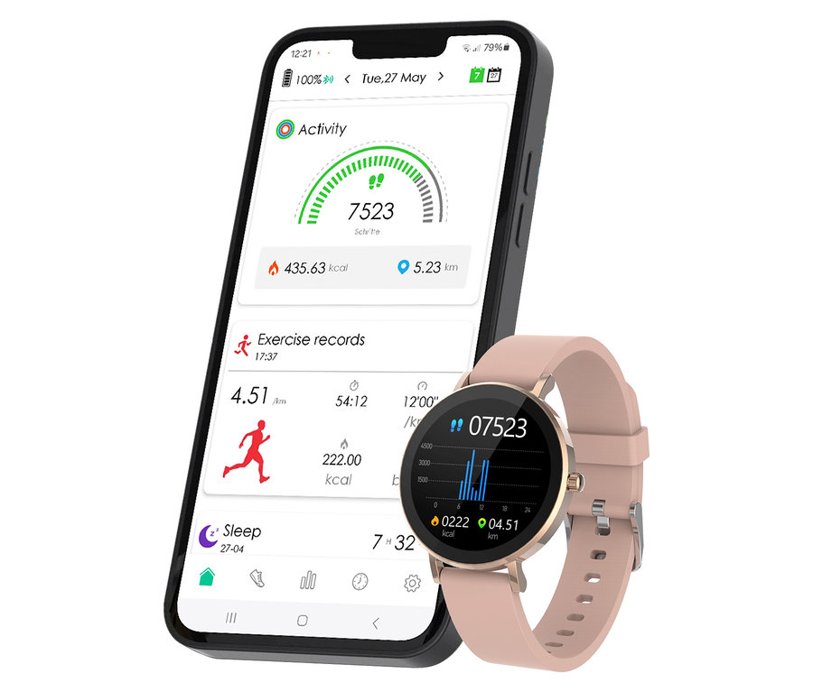 Nahaufnahme eines Smartphones mit Aktivitäts-App und einer rosafarbenen Smartwatch, die Schritte und Kalorien anzeigt.