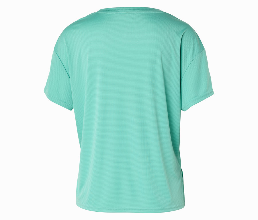 Nahaufnahme eines hellgrünen T-Shirts mit kurzen Ärmeln.