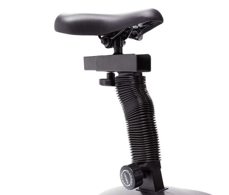 Detailansicht des Sattels und der verstellbaren Stange am Christopeit Sport Heimtrainer Ergometer ET 6.