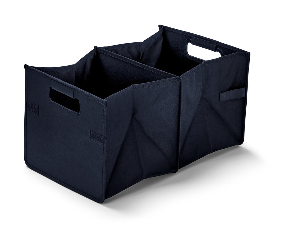 Eine aufgeklappte Auto-Faltbox mit drei Fächern und Griffen.