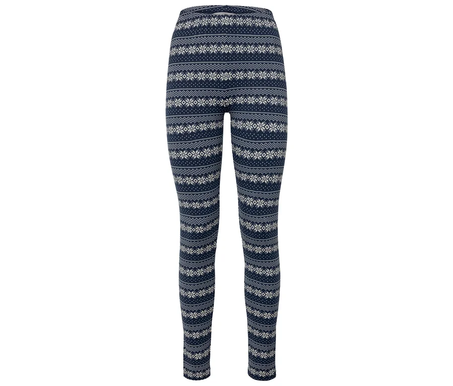 Marineblaue Leggings mit weißem Schneeflockenmuster.