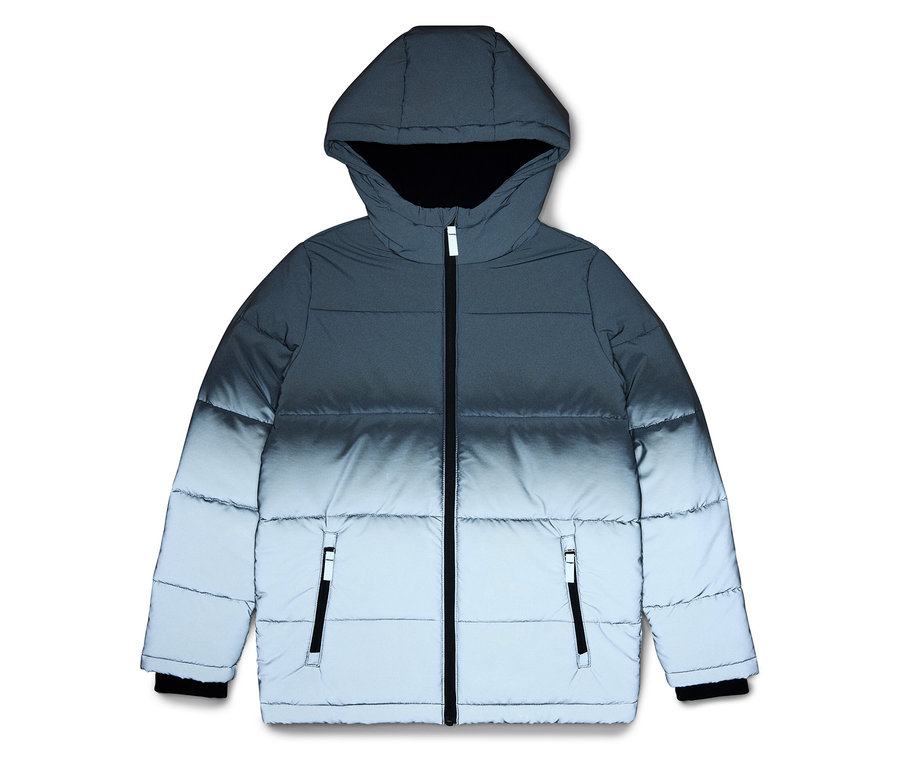 Graue Daunenjacke mit Kapuze, die von Dunkelgrau oben nach Hellgrau unten verläuft.