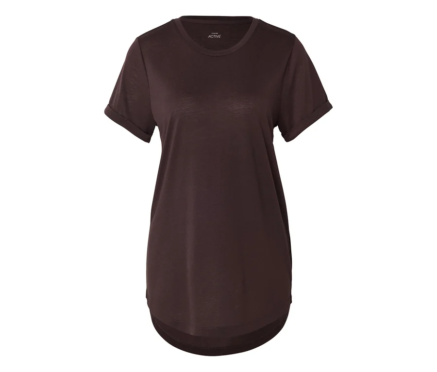 Braunes Sportshirt mit kurzen, hochgekrempelten Ärmeln und abgerundetem Saum.