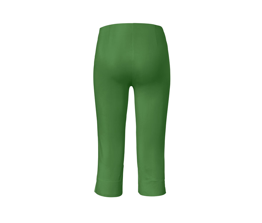 Rückansicht einer grünen 3/4-Stretchhose.