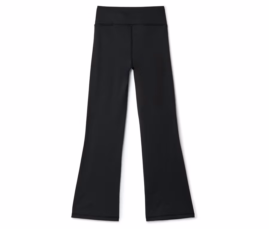 Schwarze Leggings mit hohem Bund und ausgestelltem Bein.