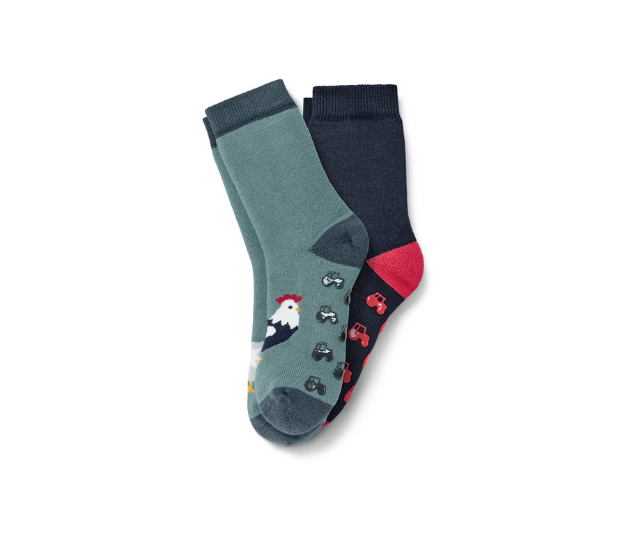 Zwei Paar Kleinkind-Antirutsch-Socken, Farm: ein Paar grün mit Hahn, ein Paar dunkelblau mit Traktoren.