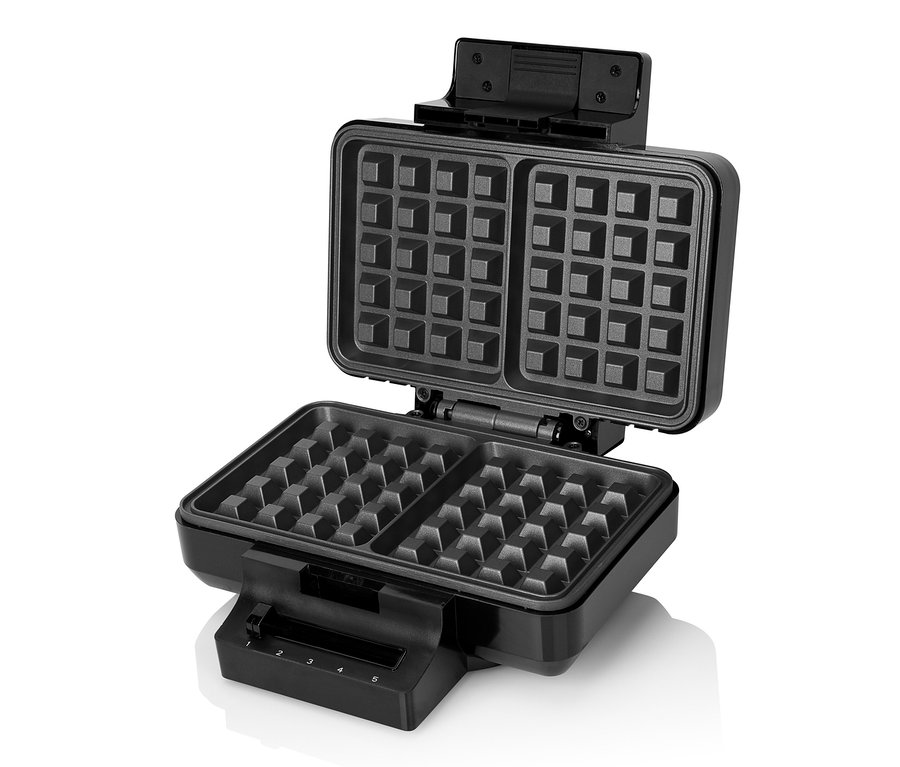Offenes schwarzes WILFA Waffeleisen GAUFRES »BW-1000B«.