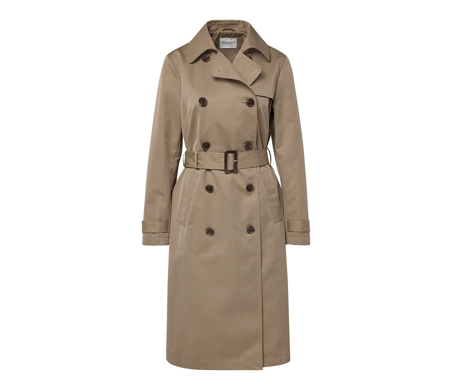Beiger Trenchcoat mit Gürtel und Knöpfen.