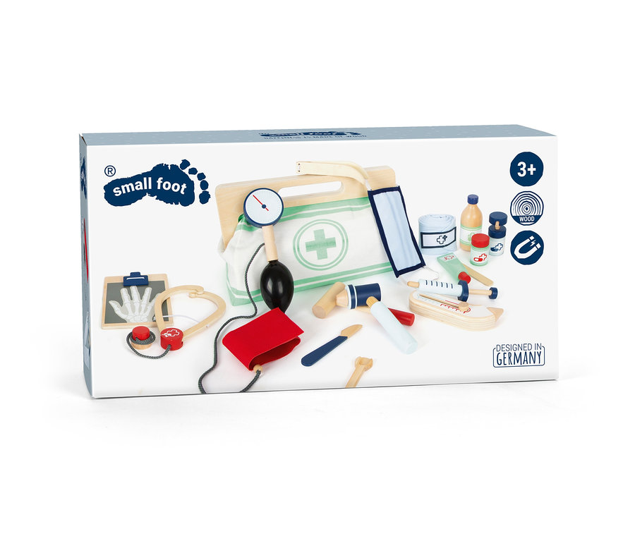 Verpackung der small foot Arzttasche mit medizinischen Instrumenten.