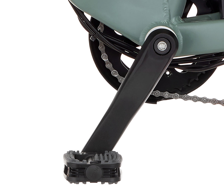Detailansicht von Kurbel und Pedal eines Fischer Viator 2.1, 50 cm Fahrrads.