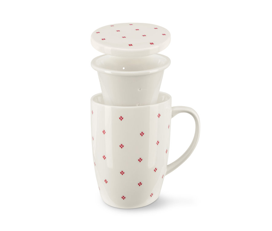 Eine Teetasse mit Sieb und Deckel mit rotem Aufdruck.