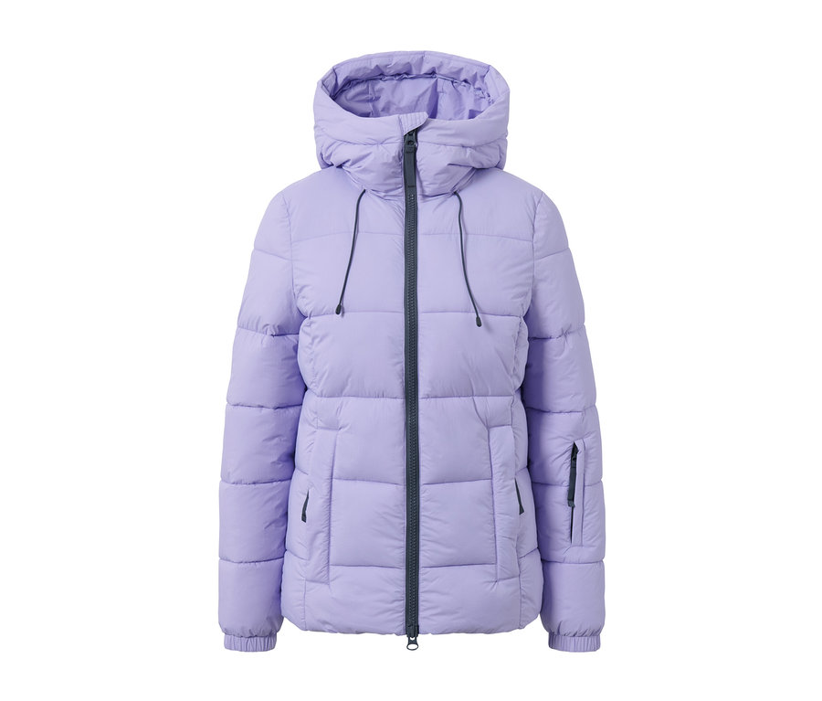 Eine helllila Ski-Steppjacke mit Kapuze.