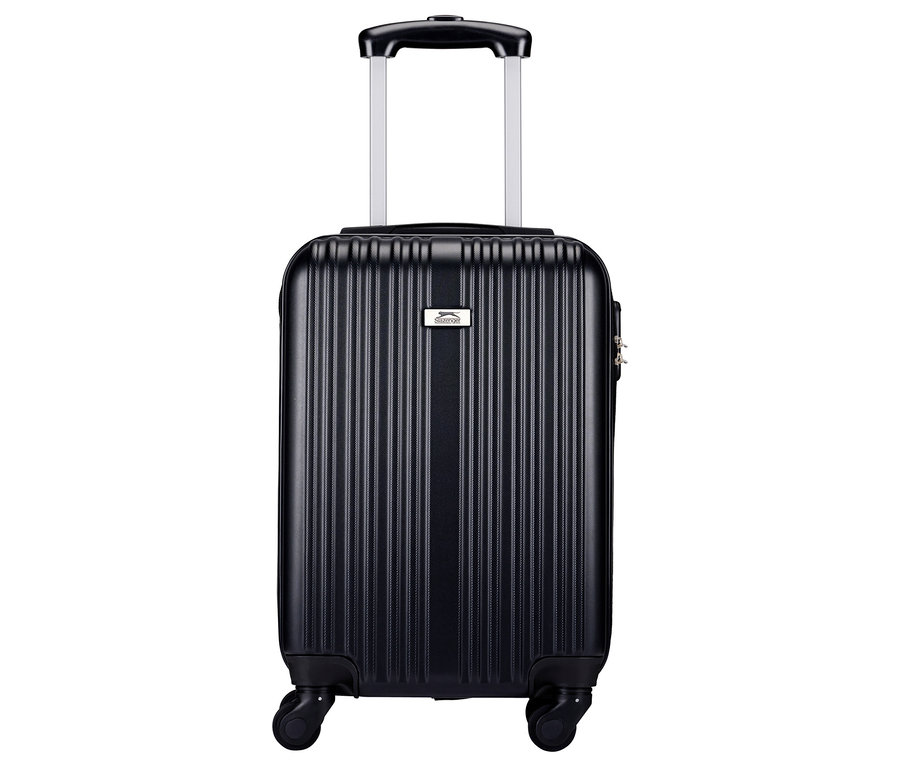 Schwarzer Rollkoffer mit silbernem Griff und vier Rädern.