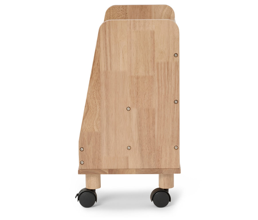 Holzregal mit Rollen, Seitenansicht.