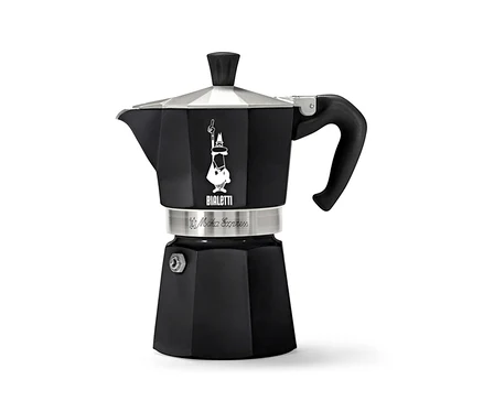 Schwarze Bialetti Moka Express Espressokanne auf einem weißen Hintergrund.